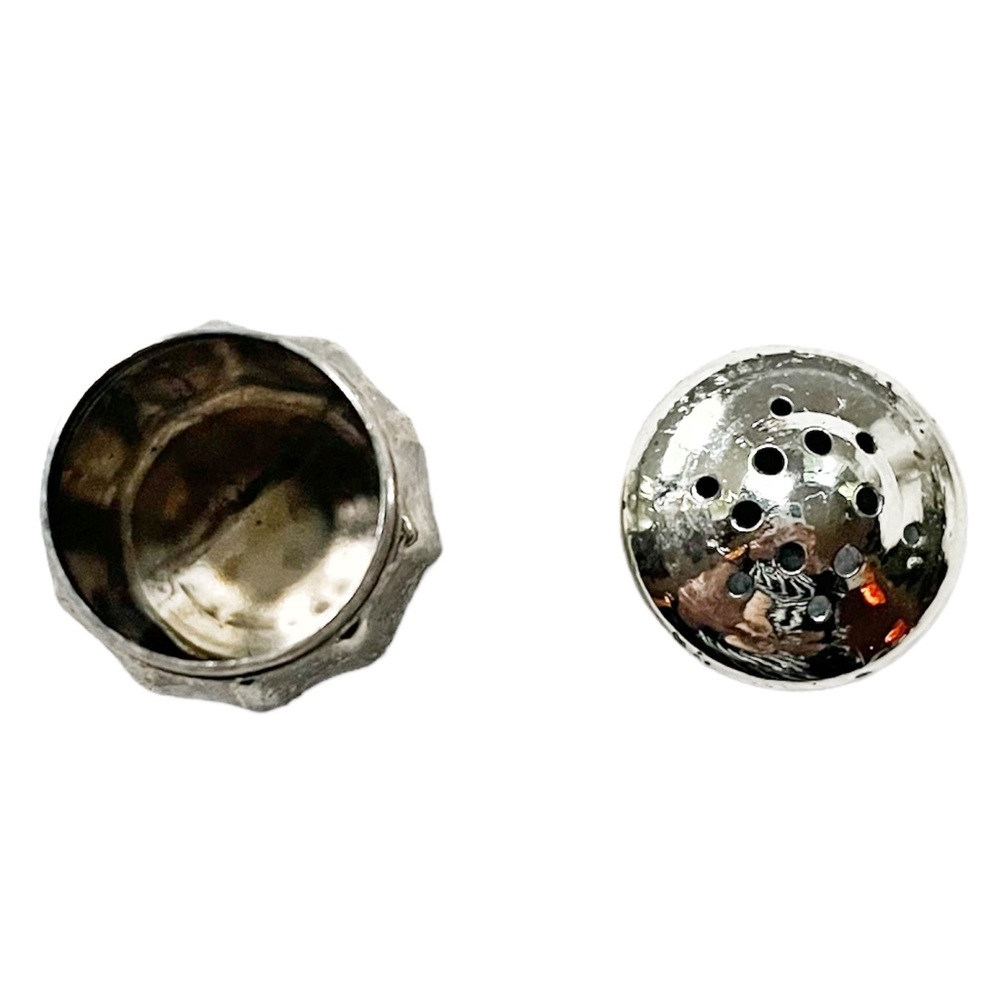 Beautiful Set of 6 Silver-Plated Individual Salt & Pepper Shakers - Picture 5 of 9